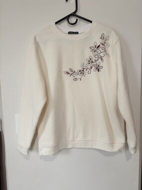 Fleece sweater with pretty detailing